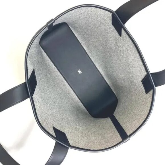 Hermes H Leather Tote - Picture 7 of 7